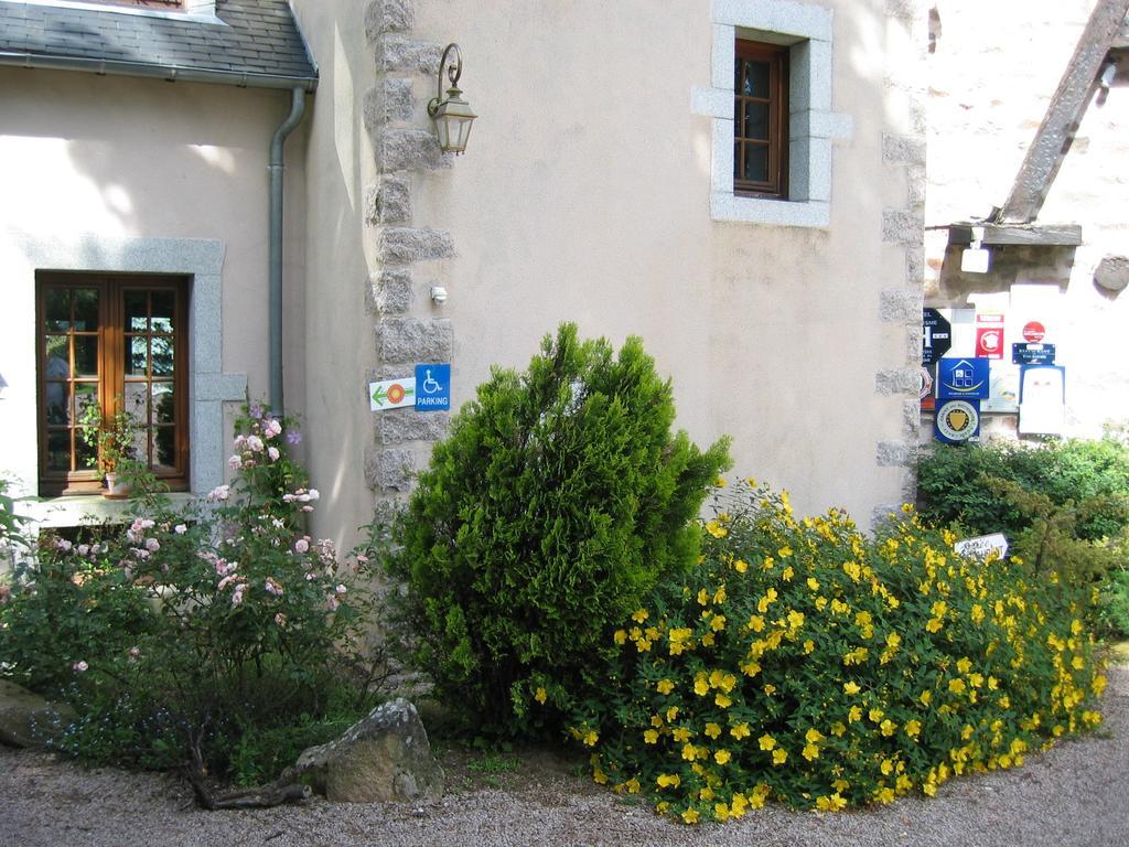 Auberge De L'Atre Quarré-les-Tombes Exteriér fotografie